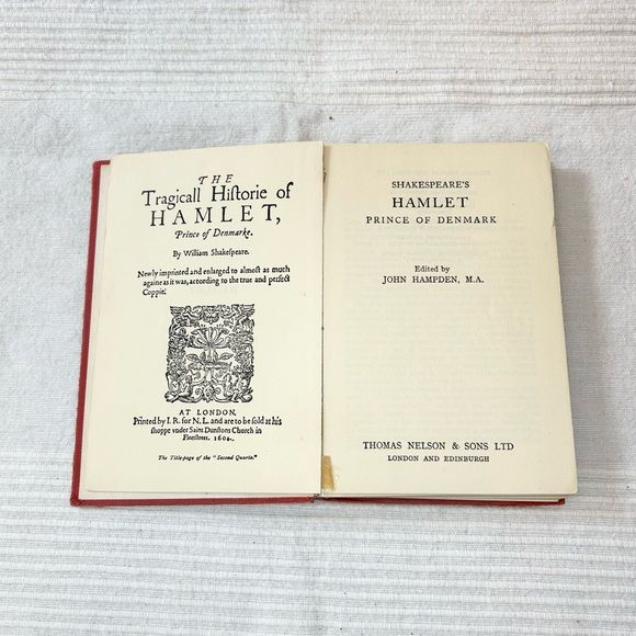 Hamlet Nelson’s School Shakespeare Antique Hardcover Playbook - Picture 9 of 16